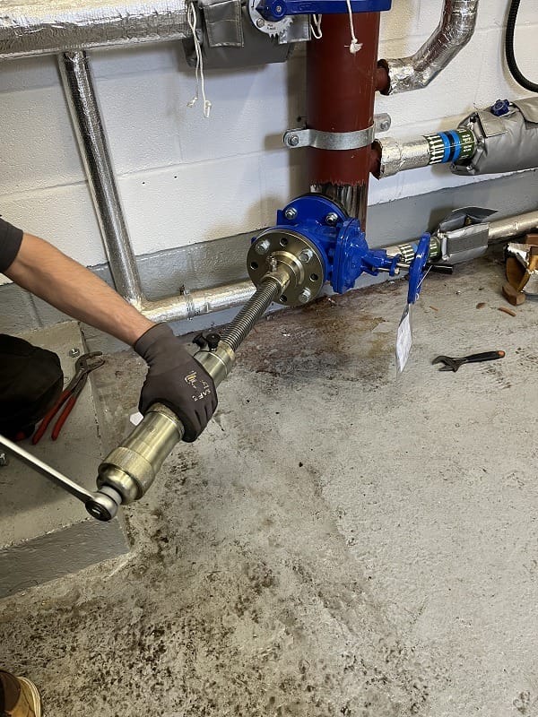 Hot Tapping Service - Image 3